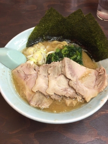 「チャーシューらーめん」@麺屋 ヤスシボーイの写真