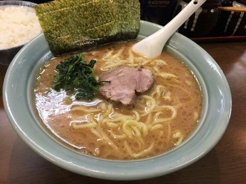 「ラーメン 中盛り」@寿々㐂家の写真