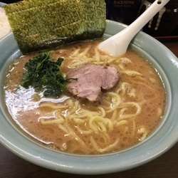 ラーメン 中盛り