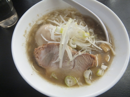 「煮干し中華そばHARD800円(ぱどクーポンにて味玉無料)」@煮干中華そば のじじR 我孫子店の写真