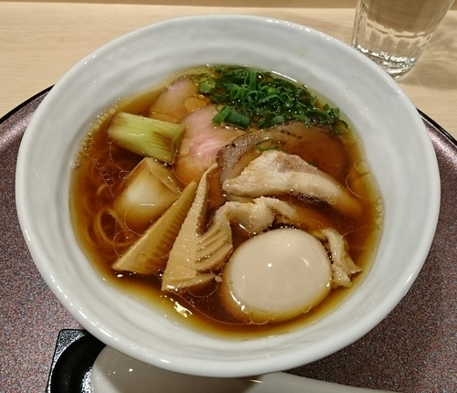 「特上醤油らぁ麺」@赤羽 山雄亭の写真