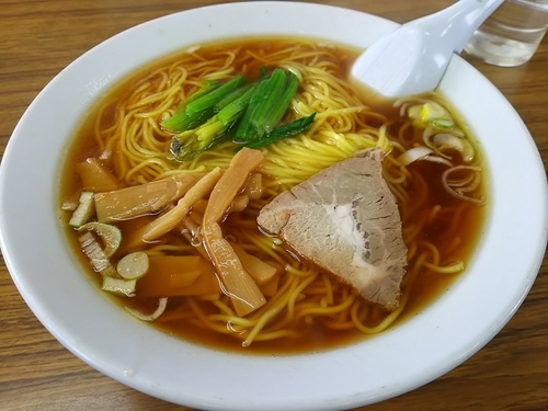 「ラーメン(自家製) (大盛り)」@お食事処 三洛の写真