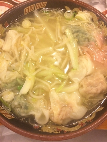 「塩しょうが野菜わんたんめん+魯肉飯+よだれ鶏」@広州市場 新宿東口店の写真