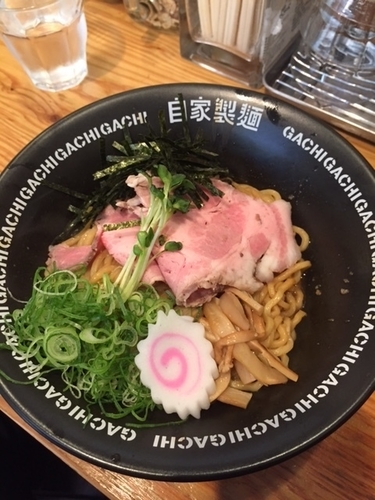 「イベリコ油そば　通常価格700円　＋ライス100円」@油そば専門店 GACHIの写真