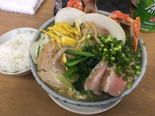 「睦月の一杯 鶏スープ天然柚子塩 IN 大蛤C」@MENYA 食い味の道有楽の写真