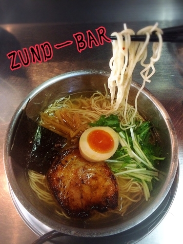 「塩ラーメン(淡麗)￥820(税別)」@ZUND-BARの写真