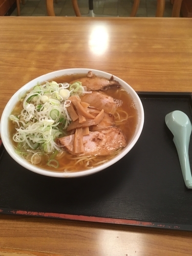 「ラーメン大盛＋ネギ多め」@大勝軒 淵野辺店の写真