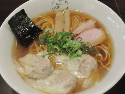 「肉ワンタン麺(ハーフ)」@八雲の写真