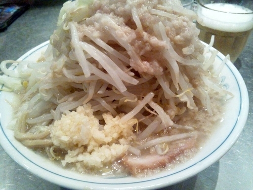 「塩らーめん　やさい、脂、にんにく」@らーめん大 大森店の写真