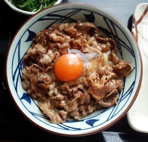 「牛すき釜玉」@丸亀製麺 山形店の写真