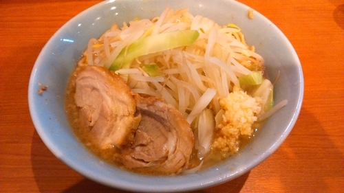 「小ラーメン740円-麺少なめニンニク」@ラーメンBoo Boo太郎。の写真