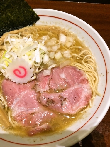 「煮干しそば(醤油) ￥780」@煮干中華そば 鈴蘭 新宿店の写真