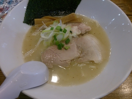 「鯛しお (暖かいのでこってり)」@めんごころ なつの写真