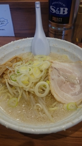「しょうゆラーメン」@こってりらーめん なりたけ 池袋店の写真