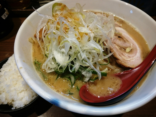 「濃厚味噌らーめん+半ライス(無料)」@らーめん 蓮の写真