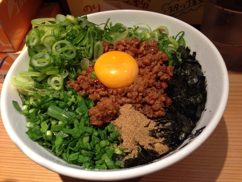 「九条ネギ増し台湾混ぜそば」@麺屋こころ 梅ヶ丘店の写真