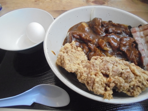 「がっつり大人の辛濃厚 カレー麺　９９０円」@丹行味素 北新横浜本店の写真