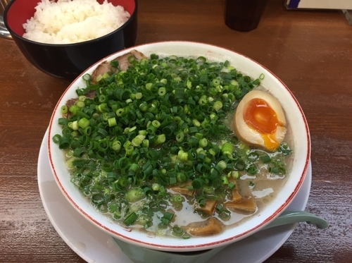 「だるまチャーシュー＋ネギ」@だるま大使 本店の写真