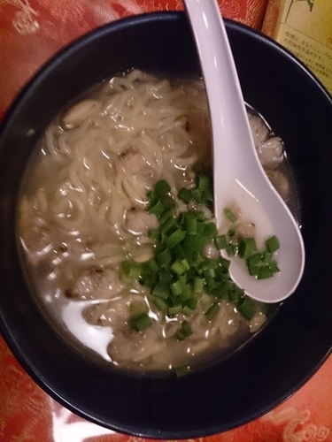 「あさりの塩ラーメン」@アジアの台所 小吃 松本駅前店の写真