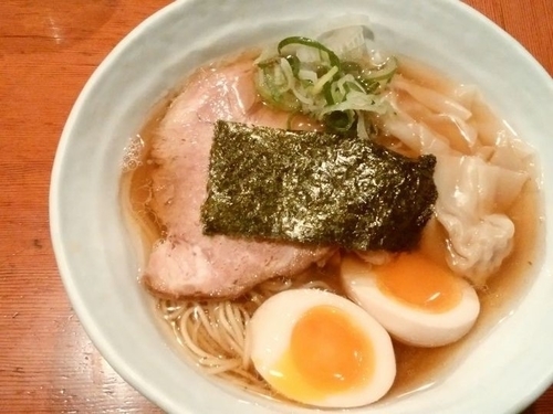 「わんたんめん＋卵」@中華そば 榮じの写真