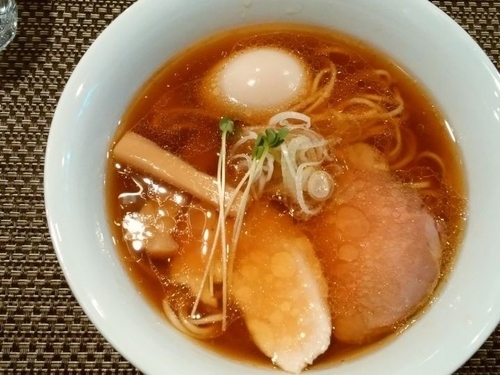 「味玉鶏そば」@らぁ麺 やまぐちの写真