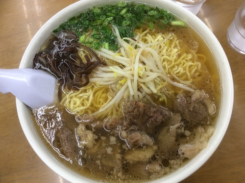 「スジラーメン 麺硬め 大盛」@ラーメン いのよしの写真
