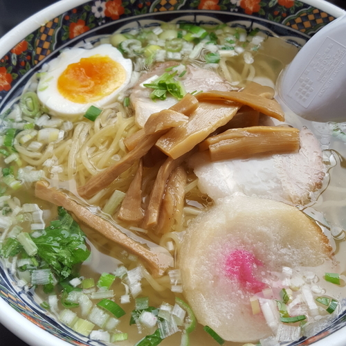 「塩ラーメン(750円)」@函館麺厨房あじさい 本店の写真