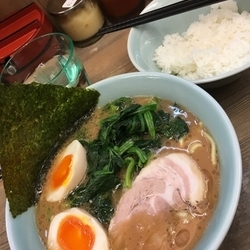レディースラーメン ほうれん草(硬め・少なめ)