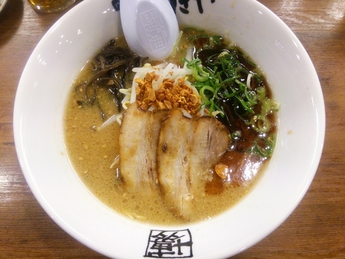 「黒こてめん（はりがね）＋特辛＋替玉（はりがね）×2」@八番山 博多らーめん ばりきや 前橋店の写真