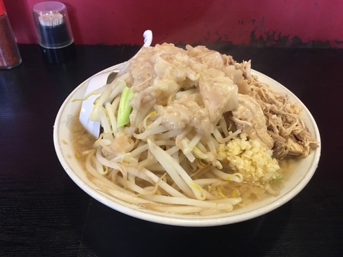 「ラーメン（脂チョイ増し）」@麺とび六方の写真