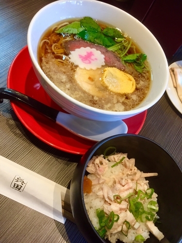 「【呉田✖️四つ葉✖️磯辺水産コラボ限定】年明けそば￥1000」@柳麺 呉田-goden-の写真