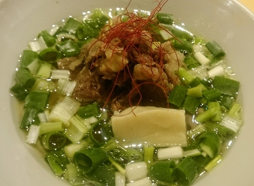 「松阪牛　すじそば（限定・１５００円）＋ランチライス」@饗 くろ㐂の写真