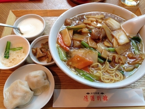 「五目タンメンと水餃子のセット(ランチメニュー)」@Chinese Grill 随園別館 京橋店の写真