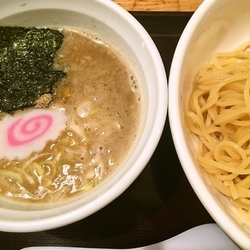 塩煮干しつけ麺 ￥930