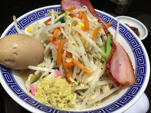 「贅沢タンメン」@東京タンメン トナリ 東京ラーメンストリート店の写真