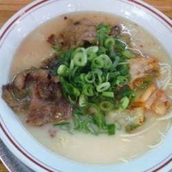 スタミナらーめん(白湯風味)