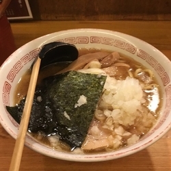 醤油ラーメン（濃い目￥780）