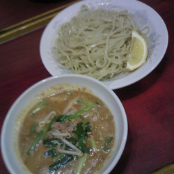 ダヌダヌつけ麵７００円