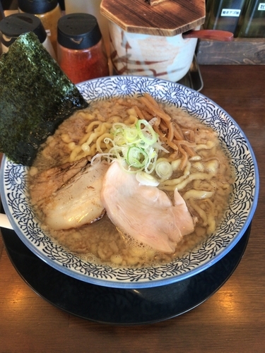「背脂のコク煮干しらぁめん¥730」@千葉房総 麺のマルタイの写真