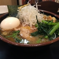 豚骨魚介らーめん 春菊 味玉