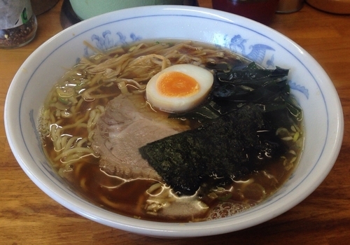 「しょうゆらーめん＋えびライス(730円＋300円)」@太公望の写真