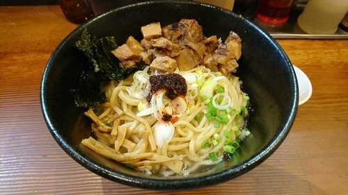 「肉増し油そば　900円」@麺や 燦虎の写真