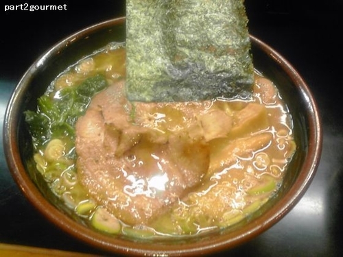 「濃厚豚骨らーめん (630円)」@らーめん たつのやの写真