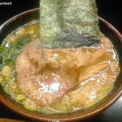 濃厚豚骨らーめん (630円)