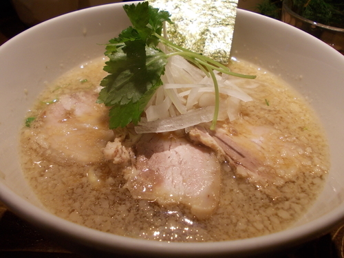 「新潟風煮干しそば」@神田とりそば なな蓮の写真