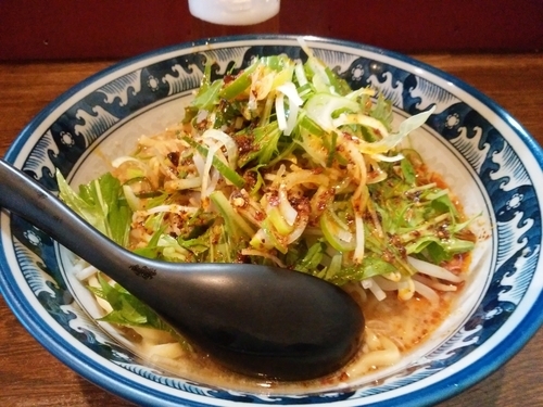 「限定；すっぱ辛いらーめん」@ラーメンアキラの写真