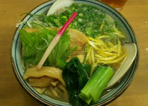 「【睦月の一杯】鶏スープ天然柚子塩IN大蛤B　1500円」@MENYA 食い味の道有楽の写真