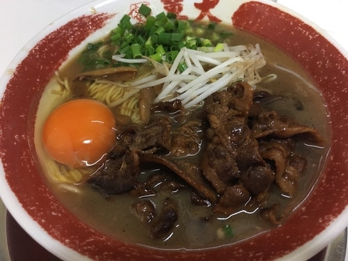 「肉入り 徳島ラーメン」@ラーメン東大 大道本店の写真