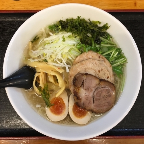 「塩らーめん全部入り (880円)」@みやび屋の写真