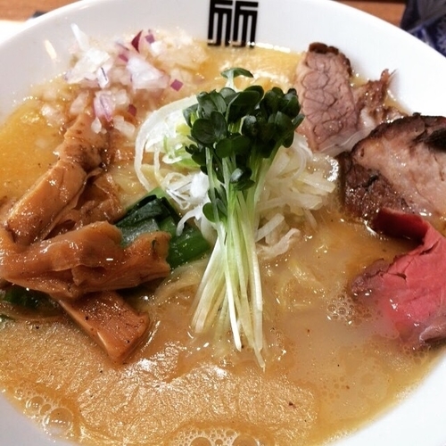 「ヤシオマスの塩そば」@竹末東京プレミアムの写真